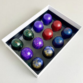 ArtChocolat - Chocolatiers Collection Box - 12 Chocolates - 1x216g